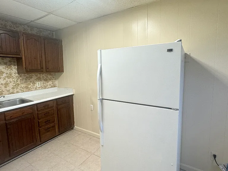 410 N 3rd Ave #A — Photo 7