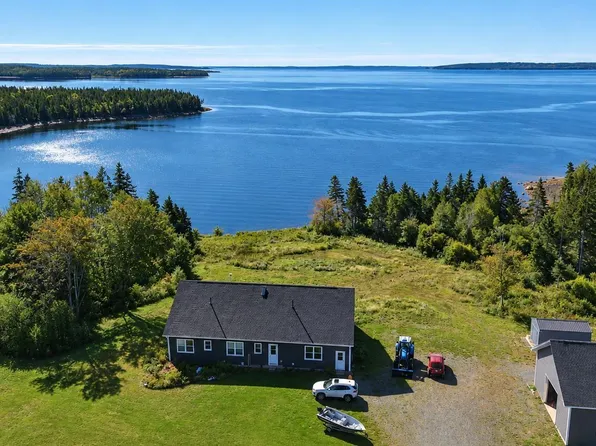 2285 Port Malcolm Rd, Pt Malcolm, NS B9A 1Z6