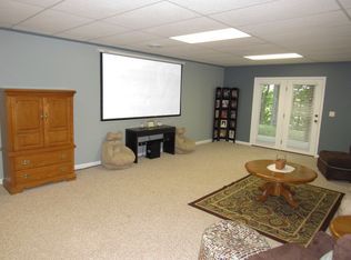 134 Meadow Ln, Monticello, KY 42633