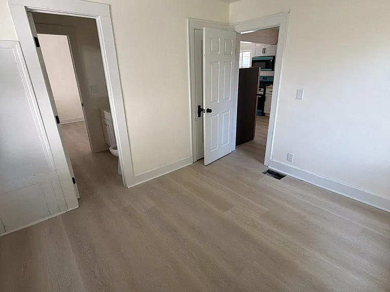 1617 Cottage Ave — Photo 6