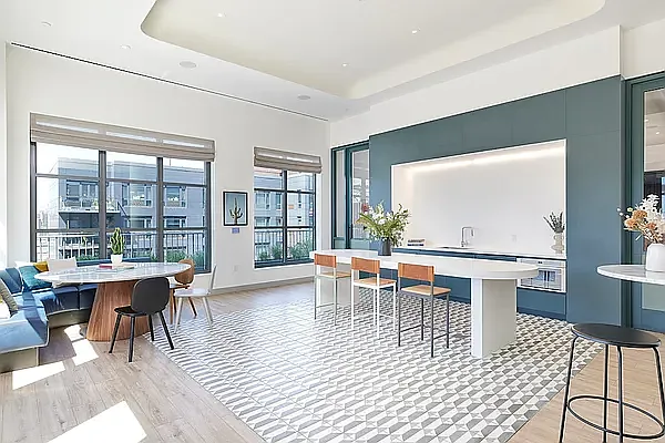 Rented by Compass | media 31