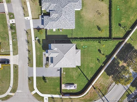 4th image of 19781 SW 84th Ct
