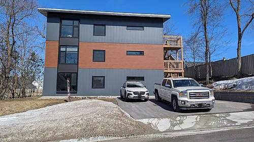 35 Albert St #1 Photo 1