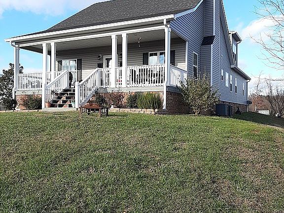 5th image of 369 Greystone Dr