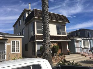 1407 Ocean Ave APT C, Seal Beach, CA 90740
