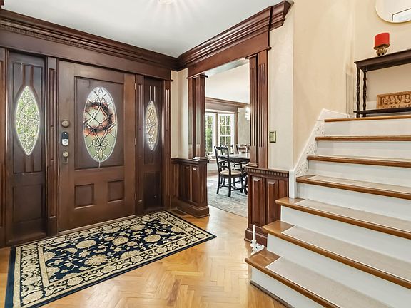 5th image of 175 Black Wood Ln