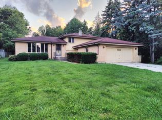 5628 S Garfield Ave, Hinsdale, IL