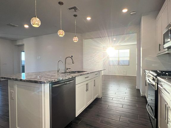 Gourmet Kitchen