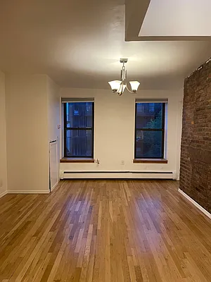 Rented by Compass | media 25