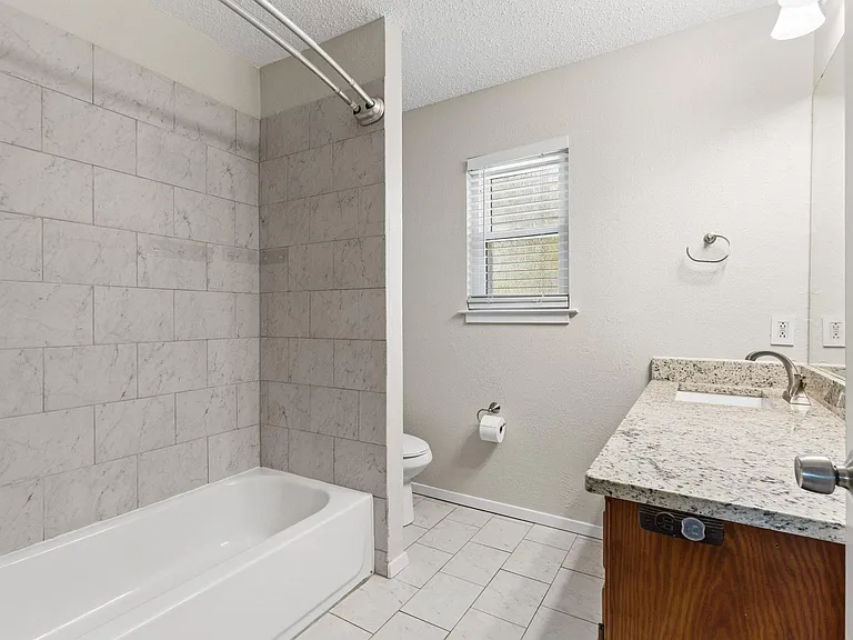 904 S Gribble St — Photo 25