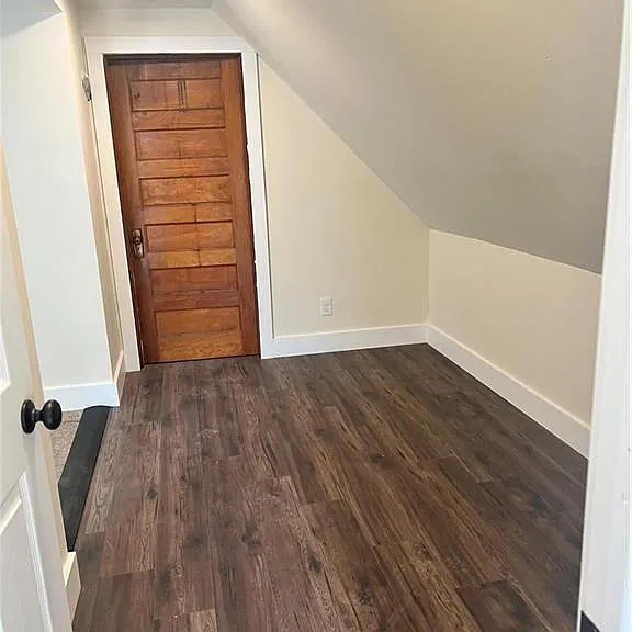 250 Willow St #3 — Photo 13