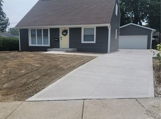 1522 Beechwood Cir, Cuyahoga Falls, OH