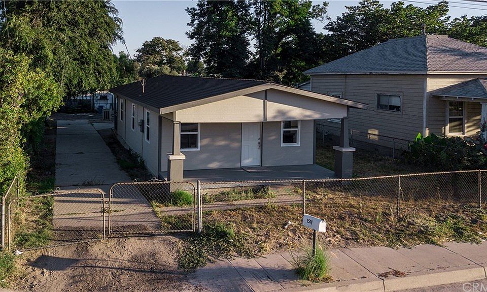 1st image of 1501 W Rialto Ave
