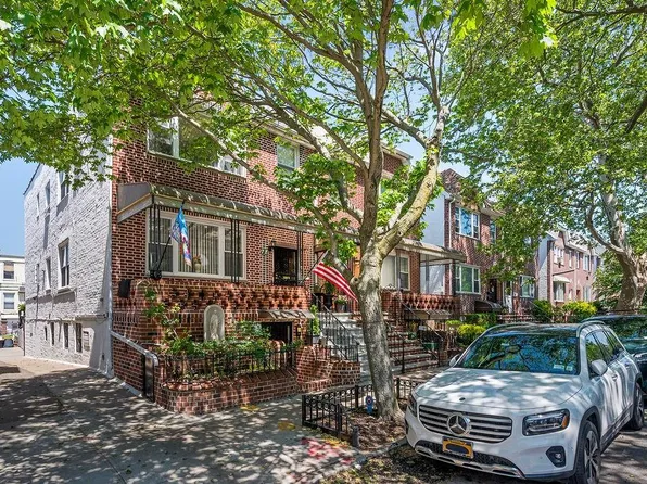 72 Bay 8th St, Brooklyn, NY 11228