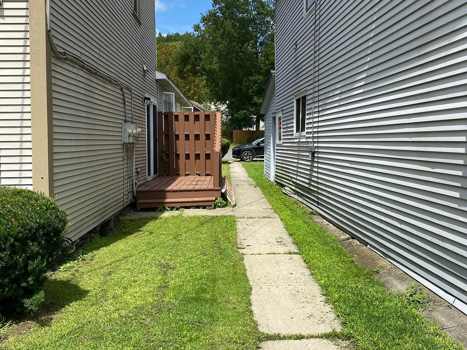 42 W Main St — Photo 2