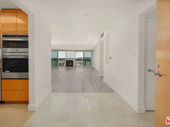 13600 Marina Pointe Dr Unit 1005, Venice, CA 90292