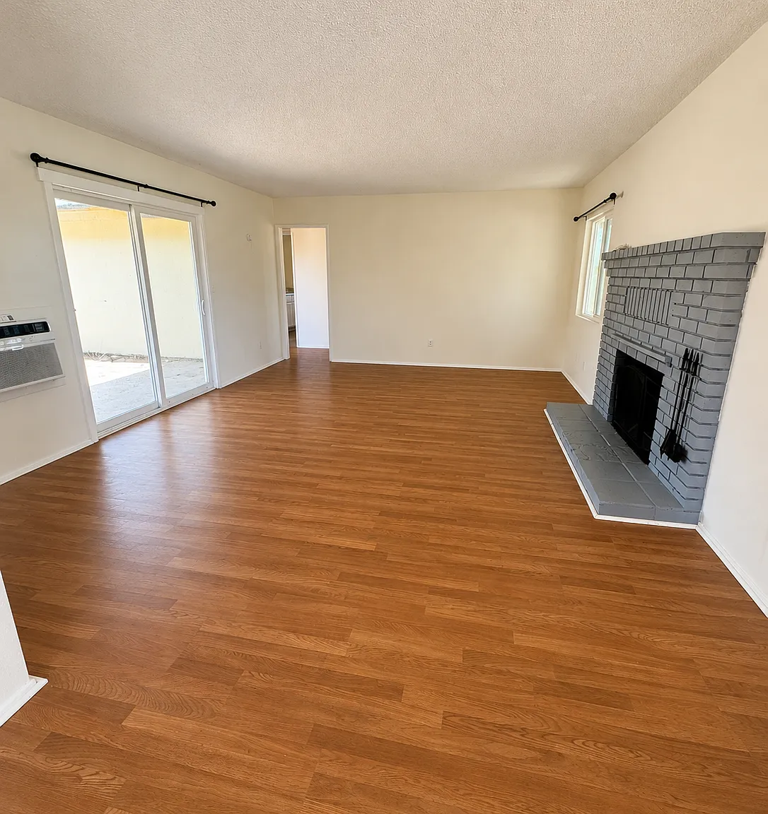 2 bed, 1218 sqft, $1,695 — Photo 2