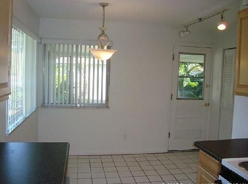 5th image of 5704 Palm Dr
