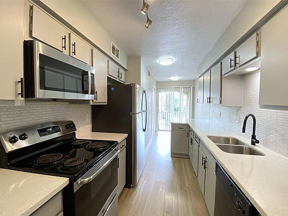 5th image of 6200 W Tidwell Rd APT 2708