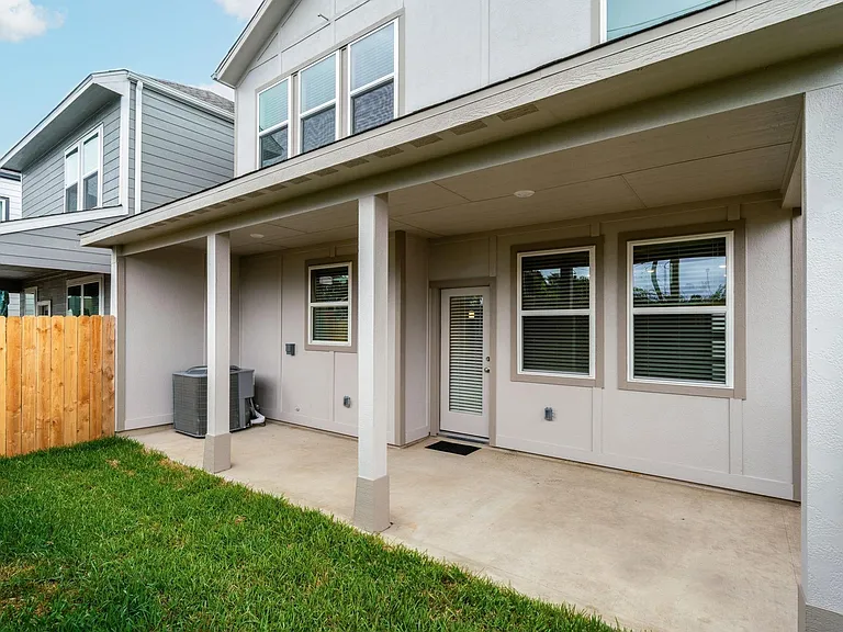 8209 Rising Stream Dr — Photo 35