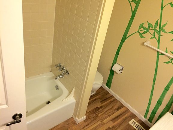 5th image of 6460 Park Central Way #6460A