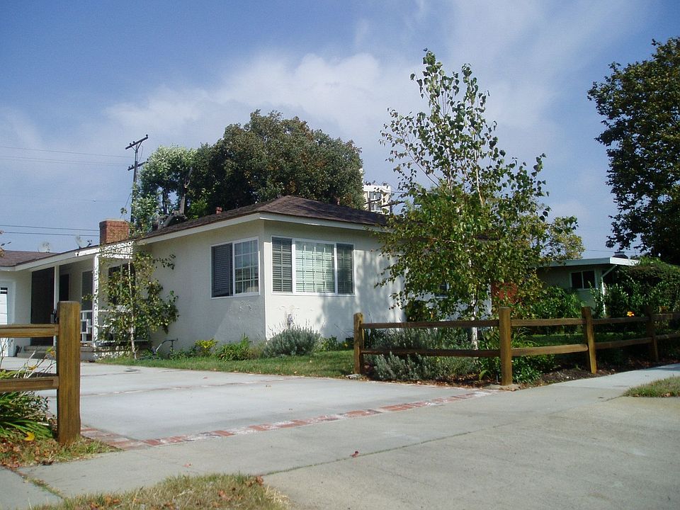 1st image of 8806 Villanova Ave