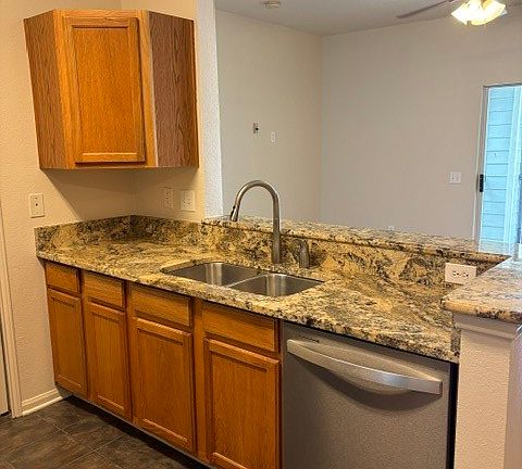 5th image of 447 W Longleaf Dr APT 1416