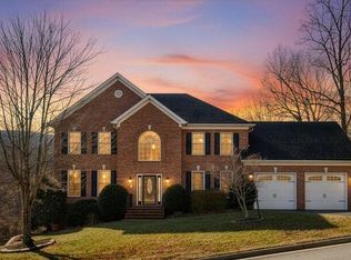 7524 Autumn Park Dr, Roanoke, VA 24018