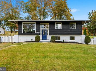 13801 Lionel Ln, Rockville, MD 20853