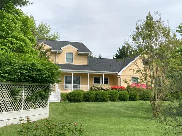 16764 Hillsboro Rd, Purcellville, VA 20132