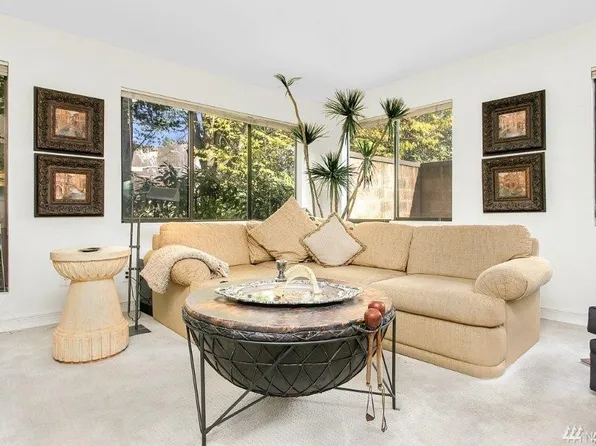 401 100th Ave NE APT 110, Bellevue, WA 98004