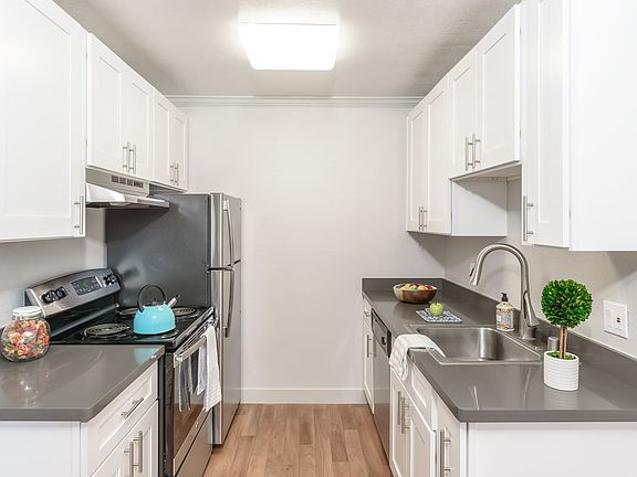 5th image of 1026 S De Anza Blvd #1807740