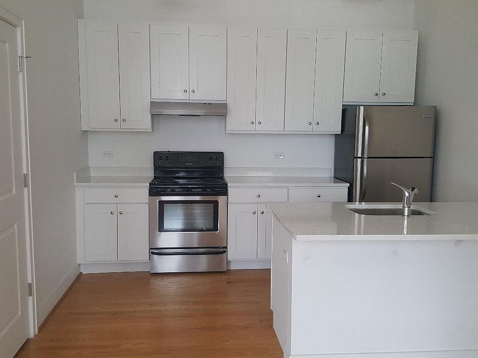 1st image of 4801 N Ravenswood Ave #202