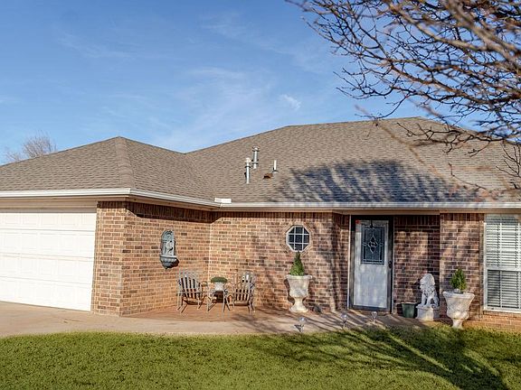 2nd image of 112 Hunter Hill Dr