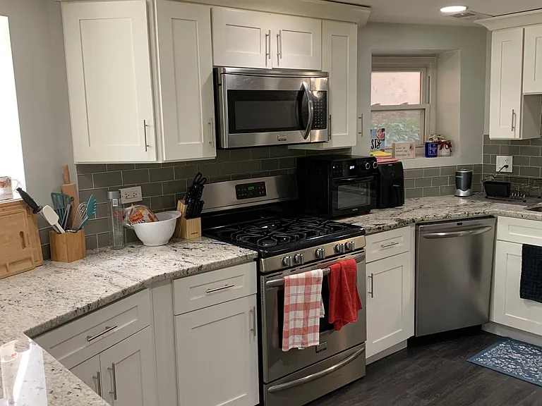 2428 N Kimball Ave #G — Photo 10