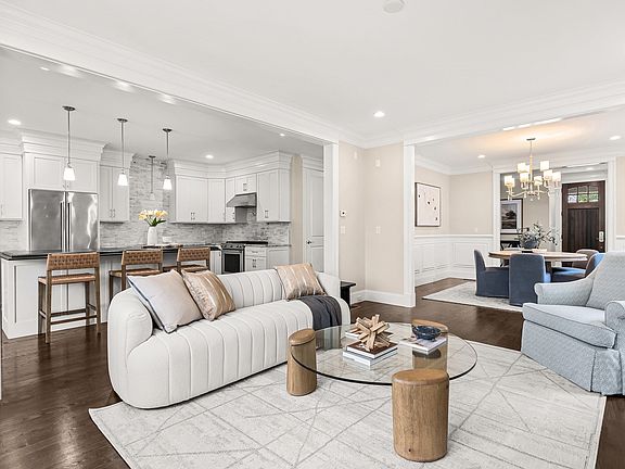 2nd image of 32 Lillian Way #32