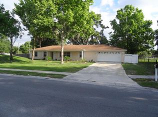 3702 Southview Dr, Brandon, FL 33511