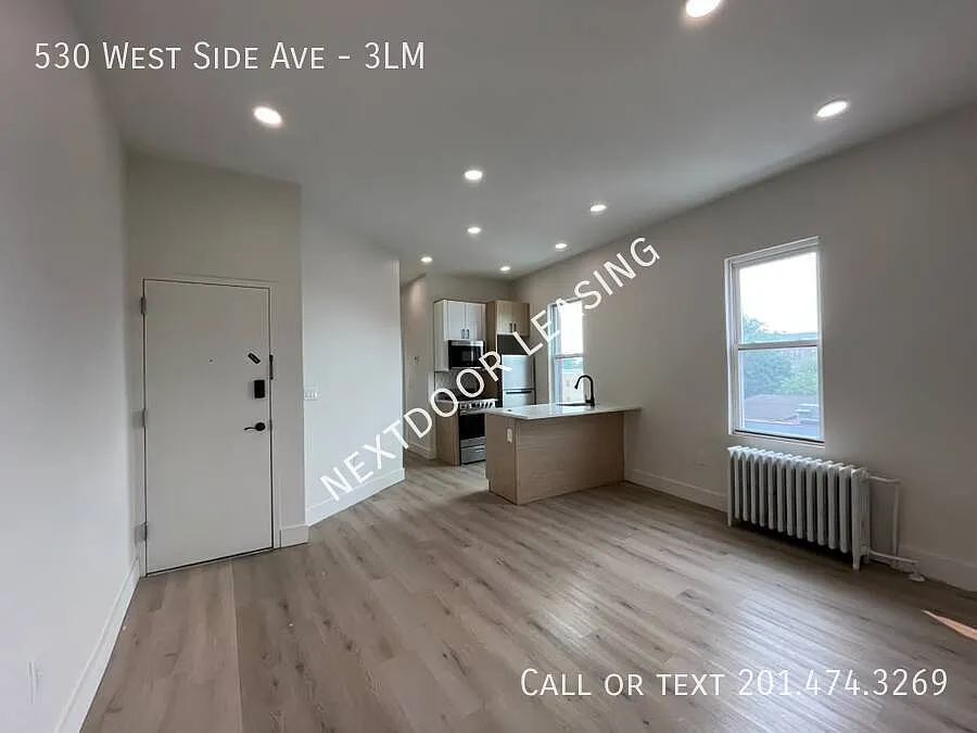 530 West Side Ave — Photo 4