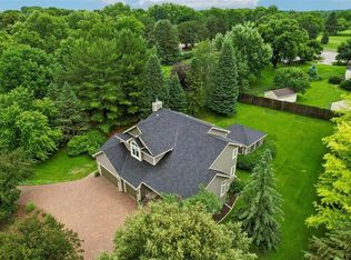 870 SE Walnut Ridge Dr, Waukee, IA 50263