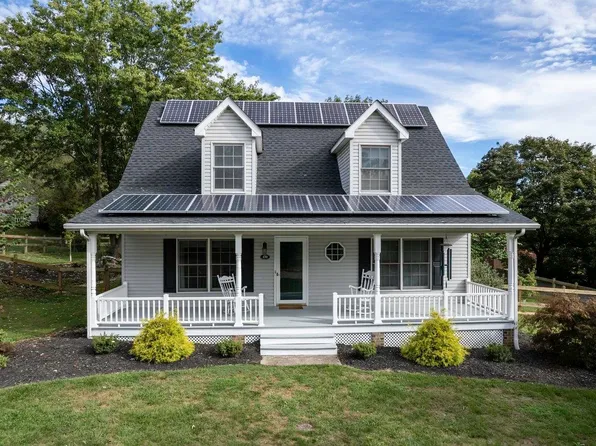 430 Thompson St, Dayton, VA 22821