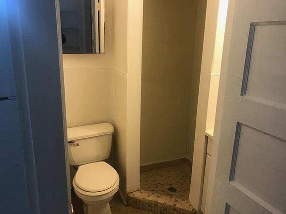 5th image of 421 S Palmetto Ave APT 5