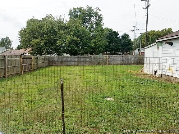 5th image of 3128 Peters Street