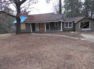 126 Pine Ridge Dr, Jackson, MS 39204