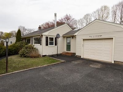 178 Fisher St, Walpole, MA, 02081