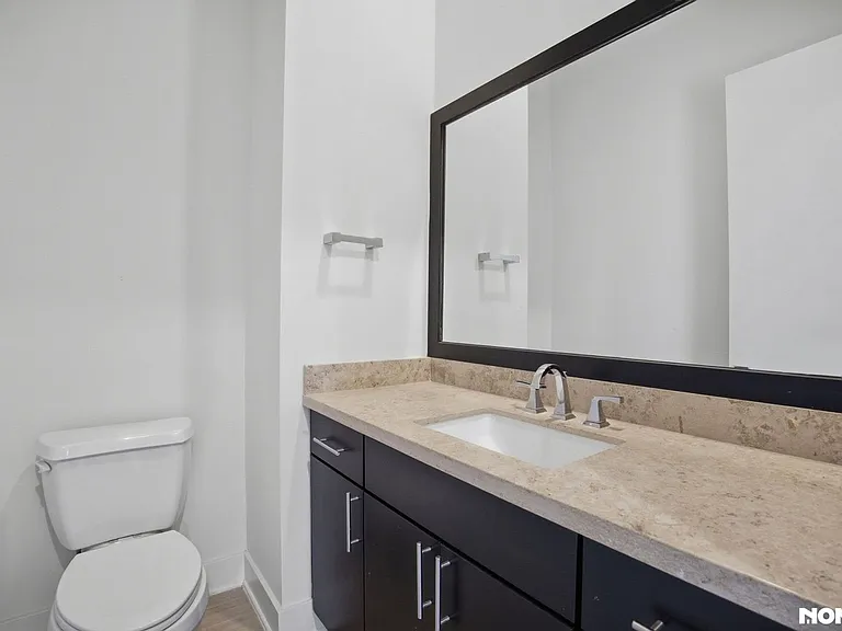 1706 Alamo St — Photo 14