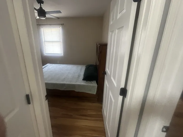 4 S Franklin St #B — Photo 18