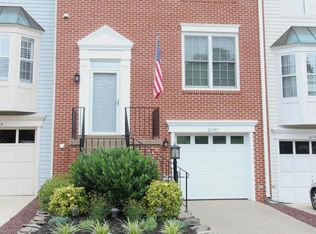 20767 Deepwater Ter, Sterling, VA 20165