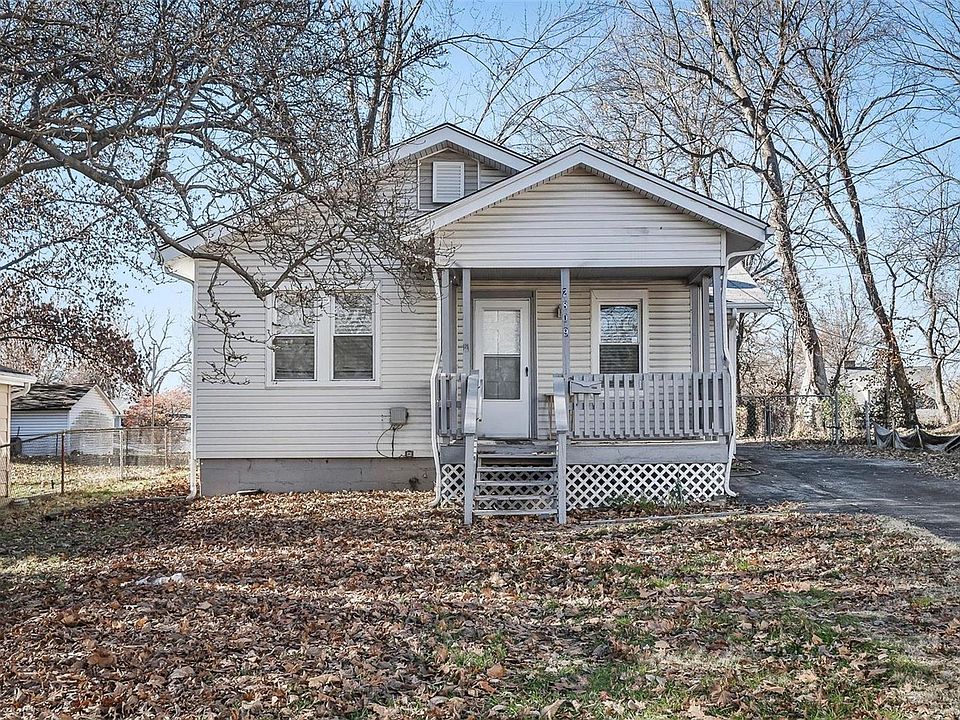 1st image of 2809 W Tennyson Ave