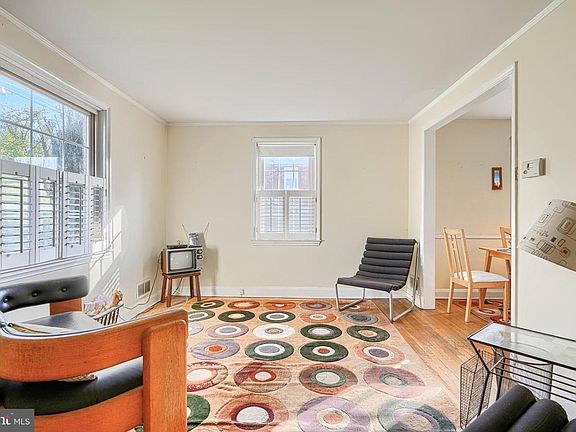 3rd image of 26 Cedar Knoll Rd