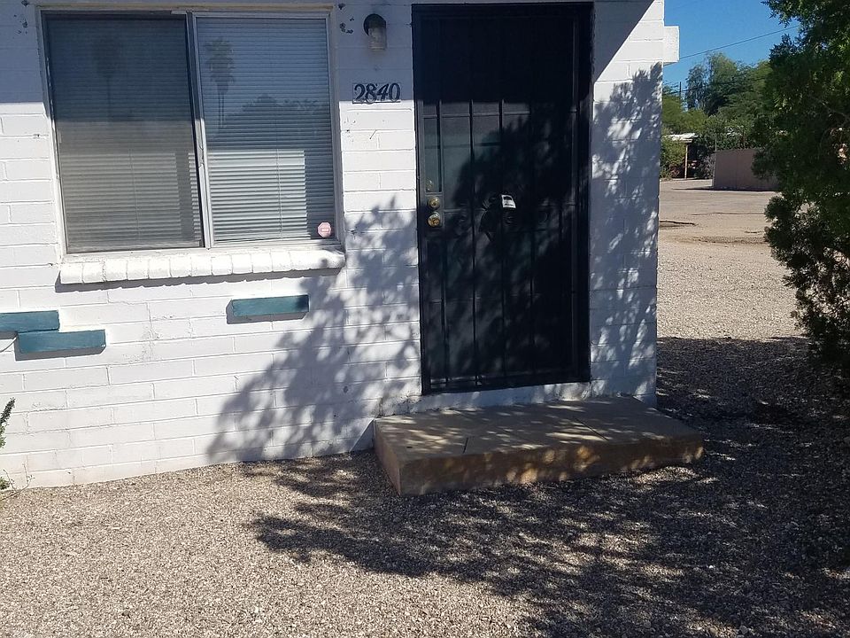 1st image of 2840 N Palo Verde Ave